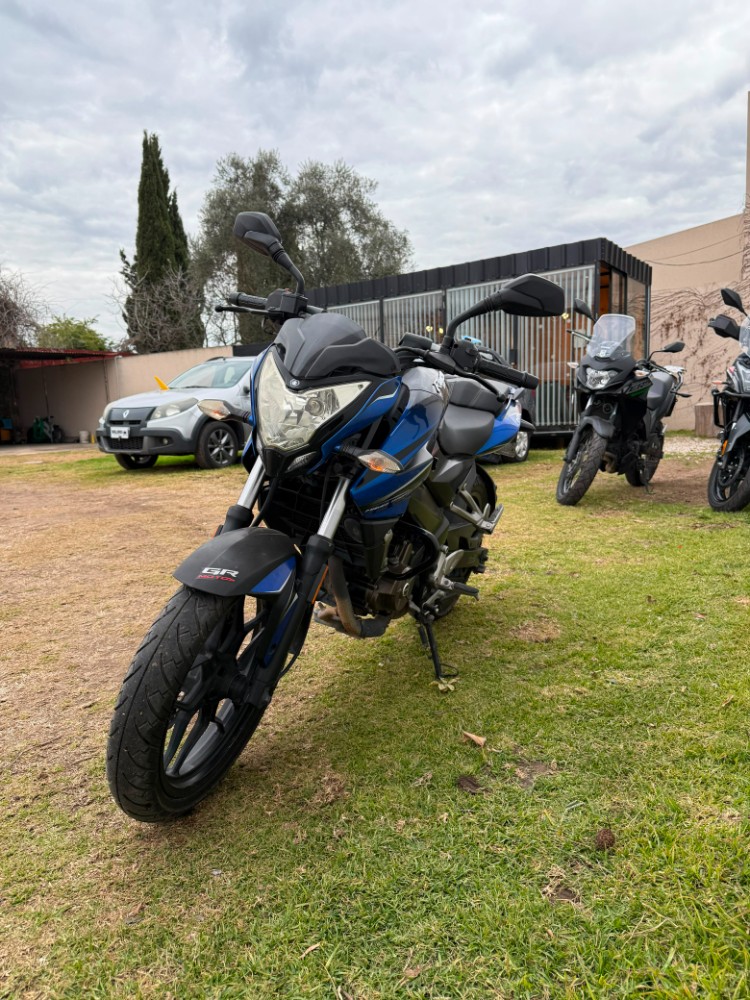Bajaj Rouser NS 200 — foto 9